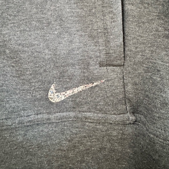 Nike Dri-Fit Sweatshirt - Picture 3 of 4